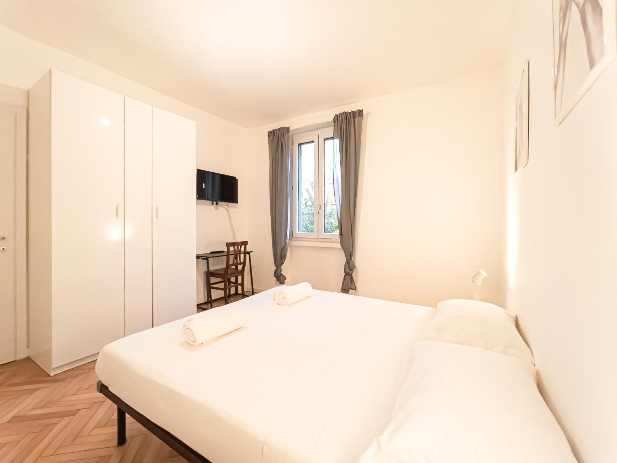 Rrrapido Sant' Ambrogio Suites And Rooms - Via Olona — Photos 3